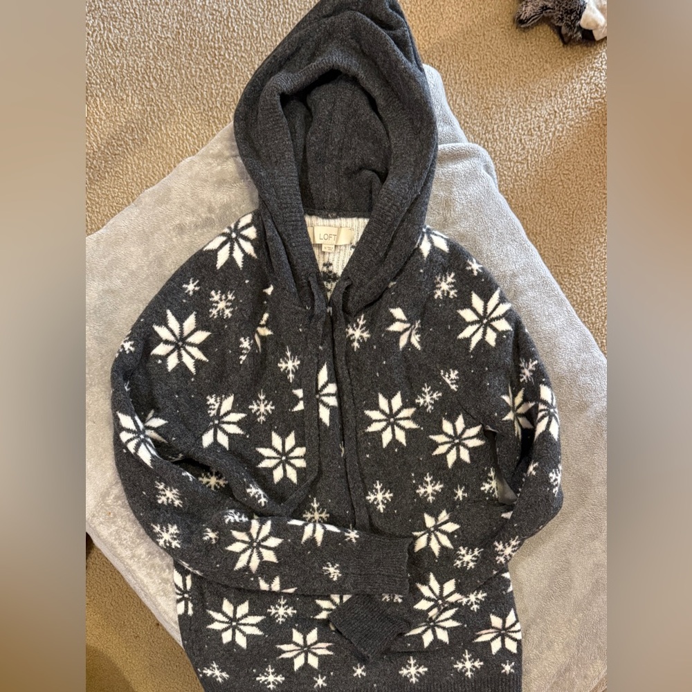 LOFT Charcoal and Cream Knit Sweater